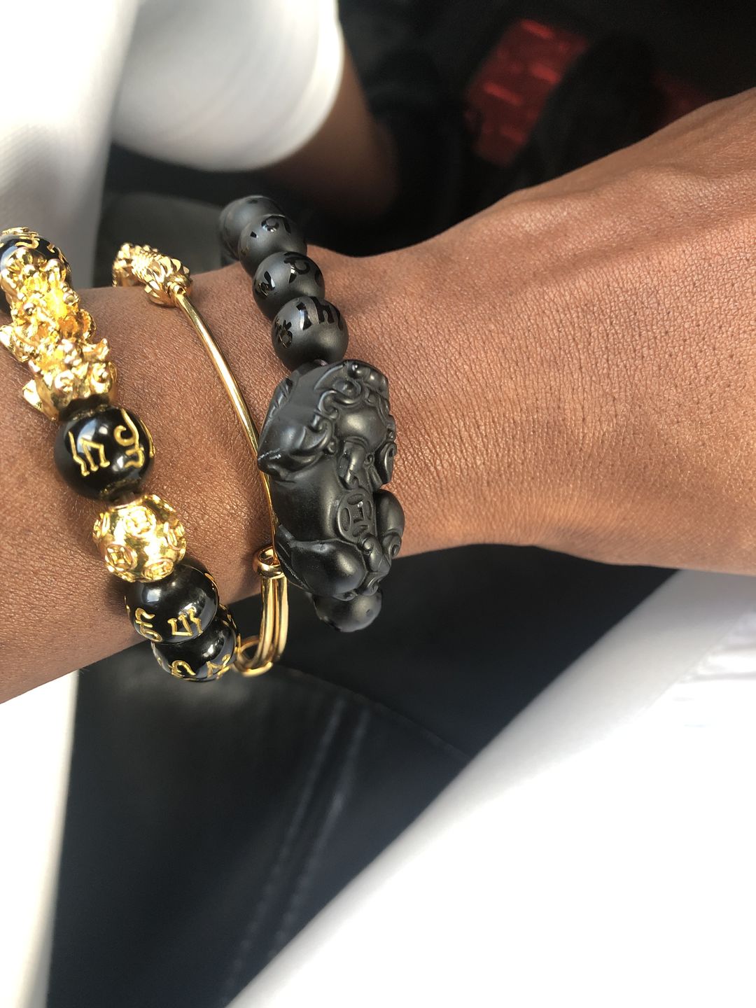 Customer photo review of 6 Words Pixiu Wealth Mantra Obsidian Bracelet