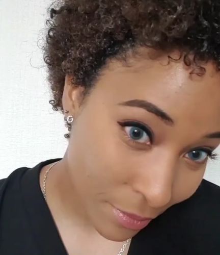Customer photo review of Icoloured® Lemon Blue Colored Contact Lenses