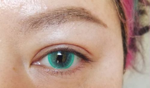 Customer photo review of Icoloured® Aurora Green Colored Contact Lenses