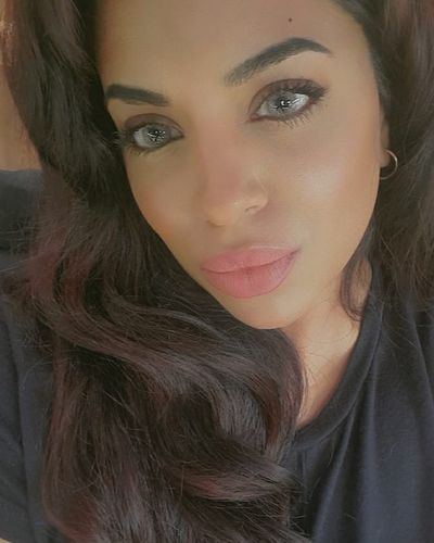 Customer photo review of Icoloured® HD Grey Colored Contact Lenses
