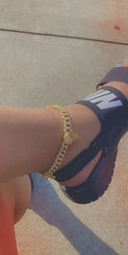 Customer photo review of Butterfly dreams anklet