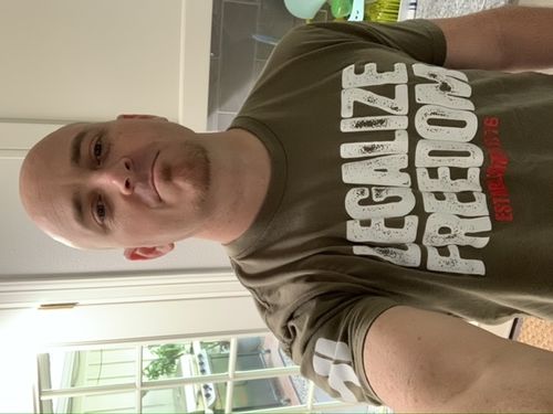 Customer photo review of Legalize Freedom Mens Apparel