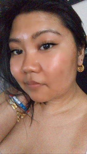 Customer photo review of Loida Creolla Earrings