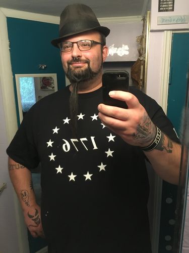 Customer photo review of 1776 Stars Mens Apparel