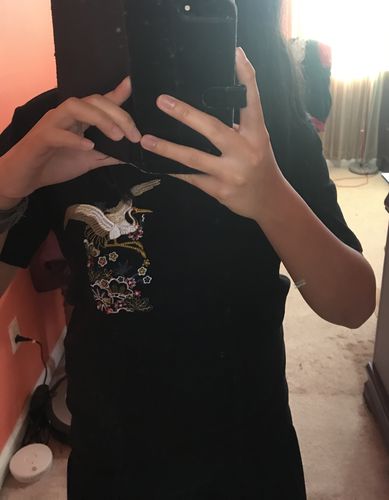 Customer photo review of Double Cranes Embroidery T-shirt