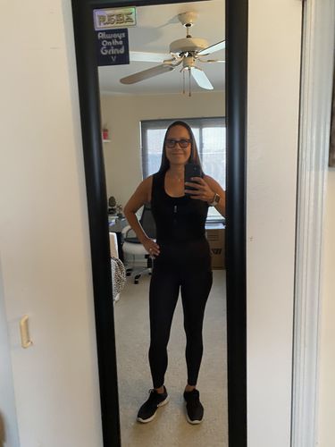 Customer photo review of Women's Zipper Heat Trapping Sweat Vest