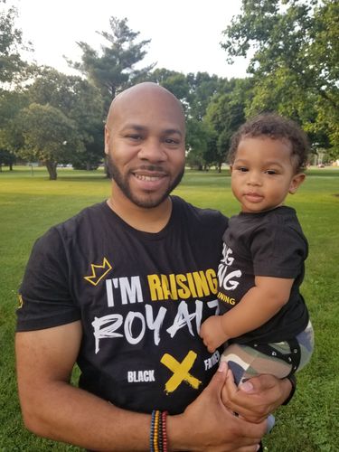 Customer photo review of Raising Royalty - Blk & Gld Premium