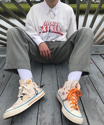 Customer photo review of "Black Air" Tee