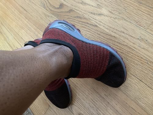 Customer photo review of Women's Everyday Walking Shoes Black