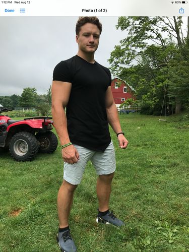 Customer photo review of WAYNE Lightweight Running Shoes