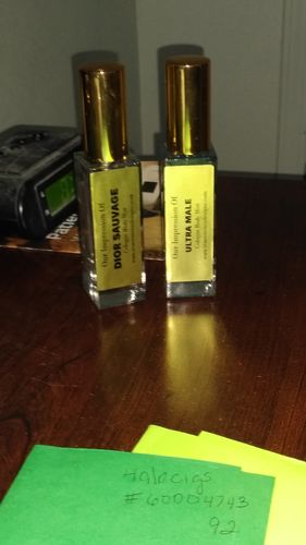 Customer photo review of Men's Body Oil Cologne Mist