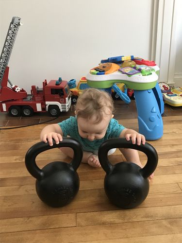 Customer photo review of 16kg / 35lbs E-coated Cast Iron Kettlebell