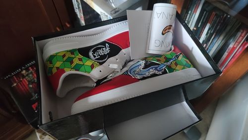 Customer photo review of Sneaker Demon Slayer - Giyu Tomioka
