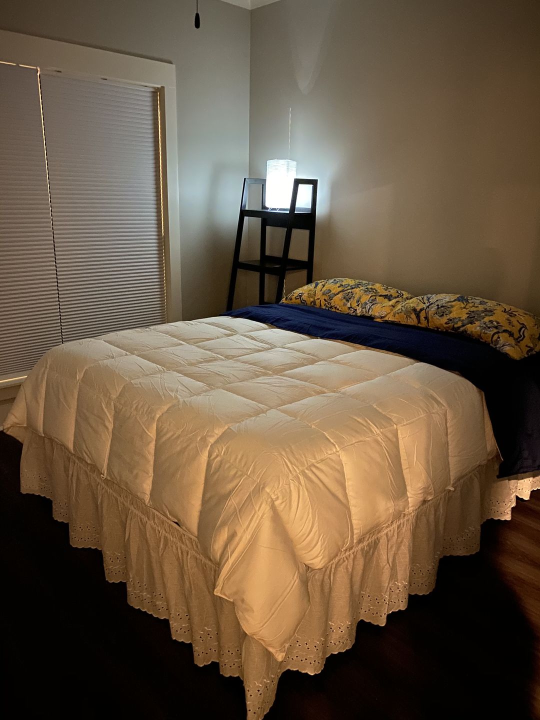 Customer photo review of Cylinder Fine Line Cool White LED Table Top Lantern Lamp Light KIT w/ Remote, Omni360 Battery Powered