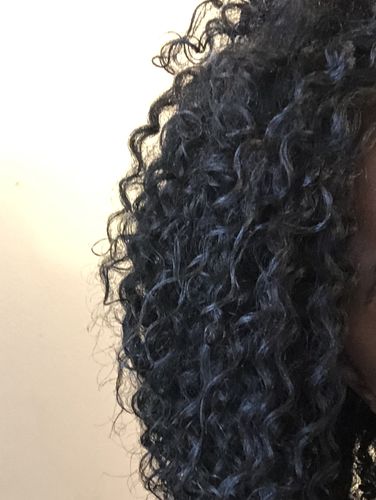 Customer photo review of Sample Moisturizer for Curly Hair (Select Fragrance)