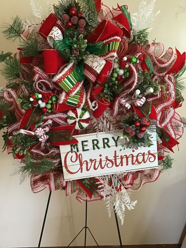Customer photo review of 12.5"LX6"W MERRY CHRISTMAS Cream/Red/Green AP8163