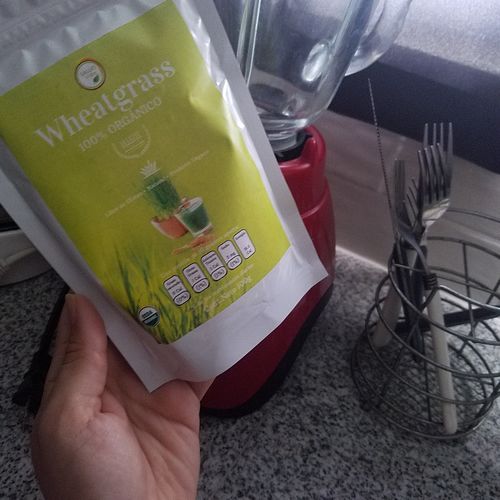 Customer photo review of Wheatgrass (Pasto de trigo) organica en polvo