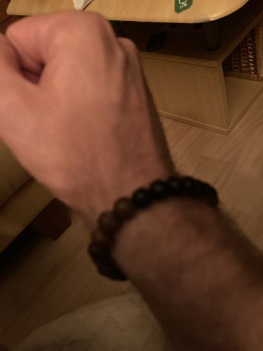 Customer photo review of Vulkanstein Armband