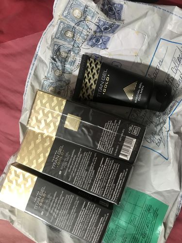 Customer photo review of 4 PIECE TITAN GEL GOLD FOR MEN GUARANTEED ORIGINAL FROM RUSSIA