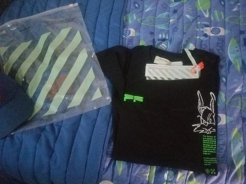 Customer photo review of OFF WHITE Rabbit T-Shirt