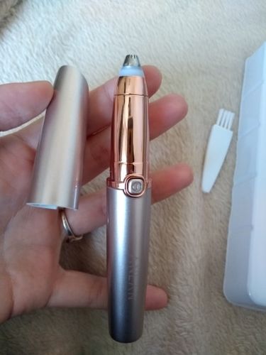 Customer photo review of Electric Portable Painless Eyebrow Trimmer - Facial Hair Remover Depilator