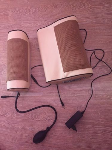 Customer photo review of 2-in-1 Multifunctional Shiatsu Cervical Neck Shoulder Back Massage Pillow With Removable Pillow