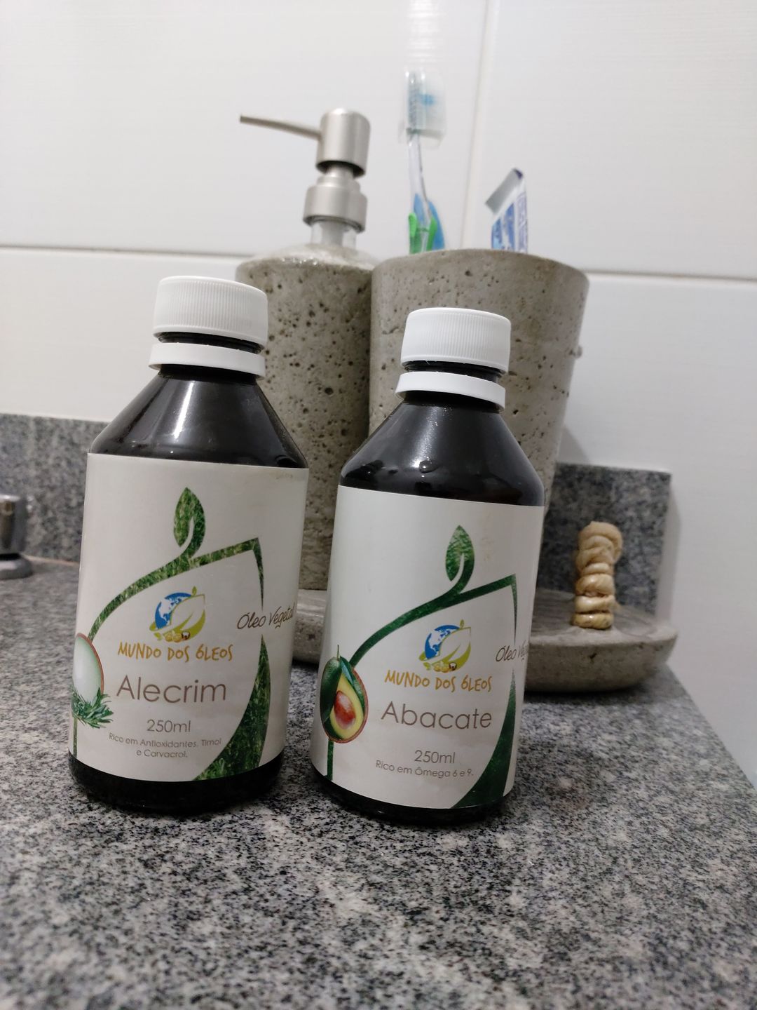 Customer photo review of Óleo de Alecrim