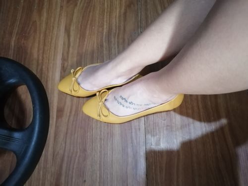 Customer photo review of Claire Mustard