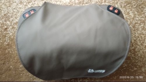 Customer photo review of Infrared Shiatsu Vibrating Kneading Neck & Shoulder Massage Pillow with Heat