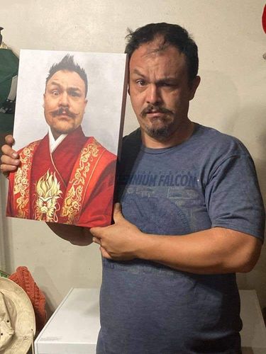 Customer photo review of The Asian Emperor - Custom Canvas