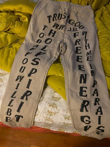 Customer photo review of "Trust God" Sweatpants - Bone