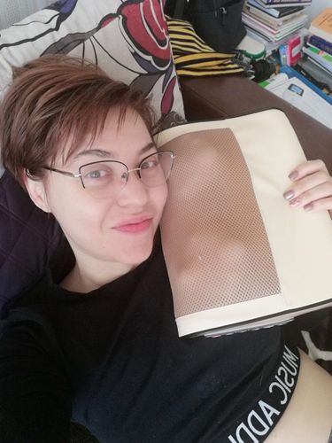 Customer photo review of 2-in-1 Multifunctional Shiatsu Cervical Neck Shoulder Back Massage Pillow With Removable Pillow