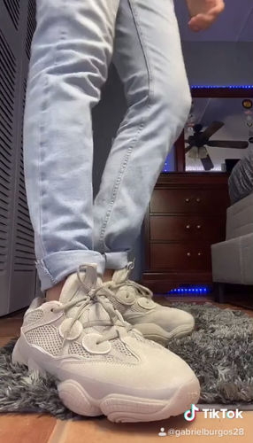 Customer photo review of Yeezy 500 “Blush”