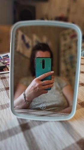 Customer photo review of Jordan Judy LED Makeup Mirror with Touch Control Adjustable Brightness - USB/Battery