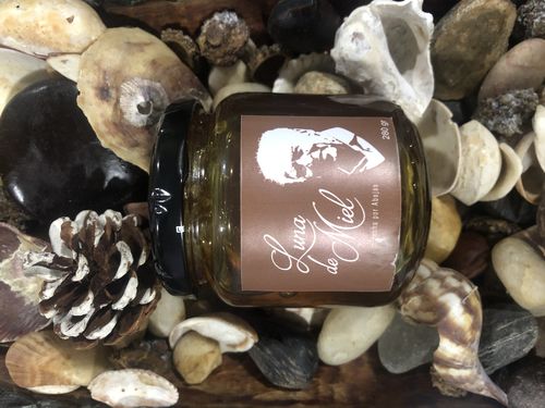 Customer photo review of Luna de miel con panal de abejas 280g