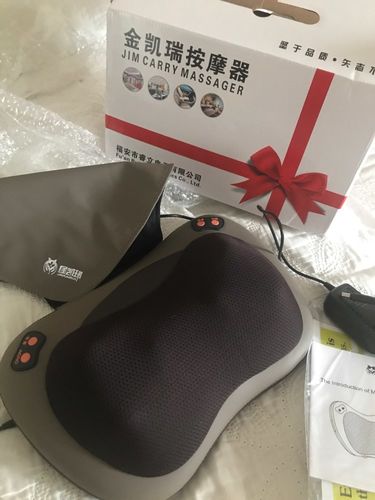 Customer photo review of Infrared Shiatsu Vibrating Kneading Neck & Shoulder Massage Pillow with Heat