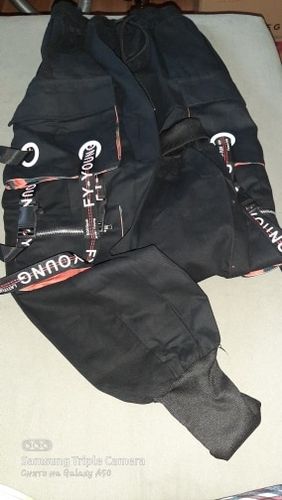 Shopper review of Hip Hop Cargo Pants image 1 out of 1