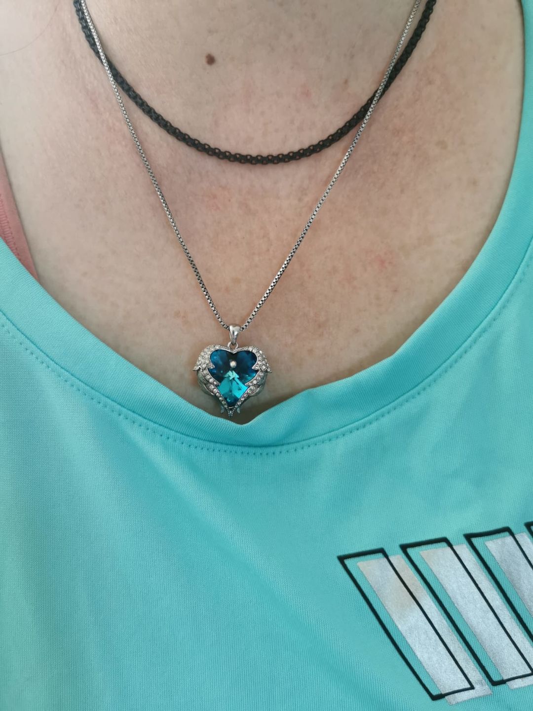 Customer photo review of Engelsflügel Halskette | Dein Schutzengel für unterwegs