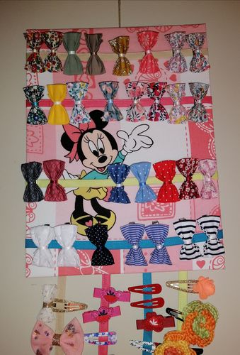 Customer photo review of Barrette rouge vif pois blancs
