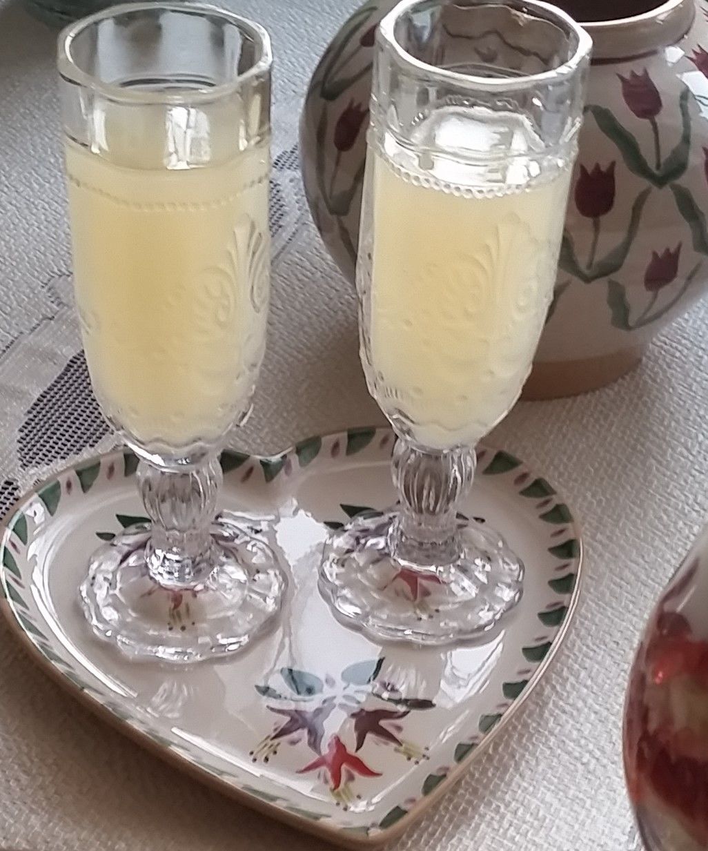 Customer photo review of Tiny Heart Plate Wild Flower Meadow
