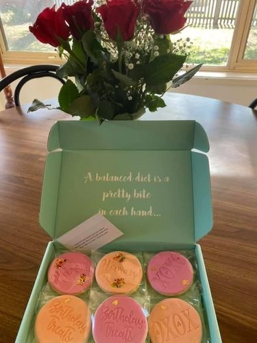 Customer photo review of Birthday treats pack