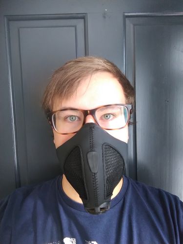 Customer photo review of Stealth Lite FFP3 Everyday Facemask