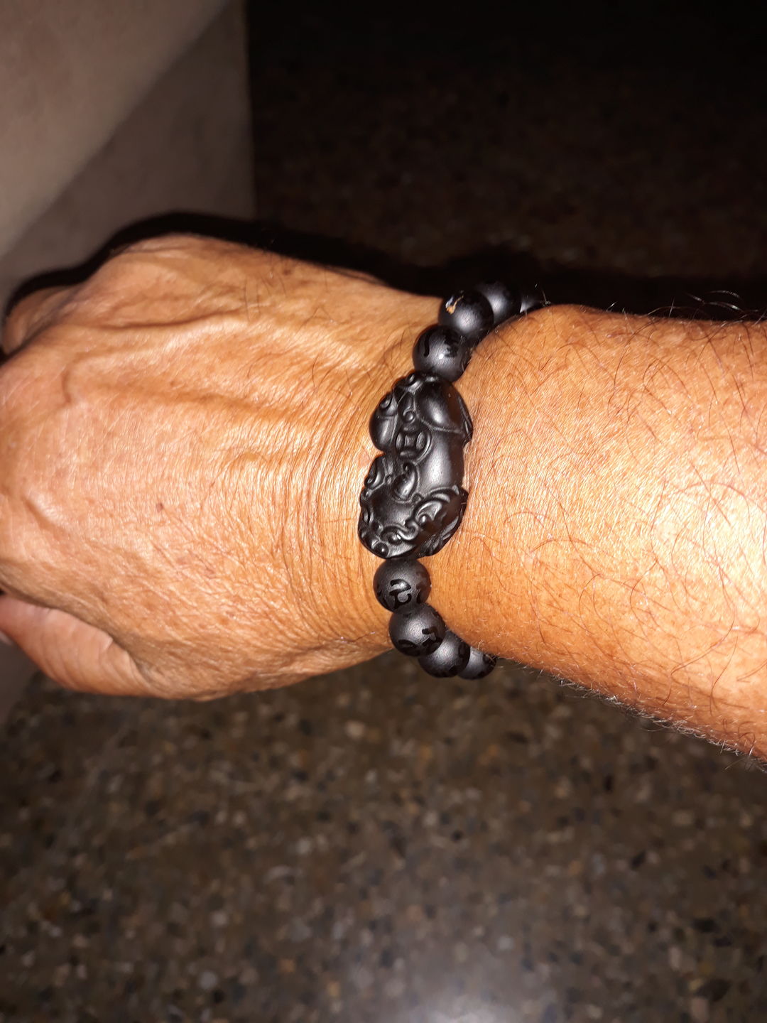 Customer photo review of 6 Words Pixiu Wealth Mantra Obsidian Bracelet