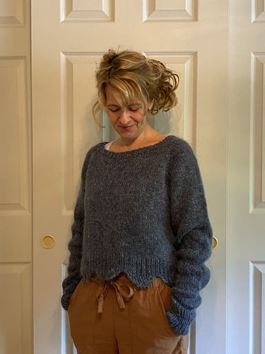 Customer photo review of Top Knot Ponytail Holder