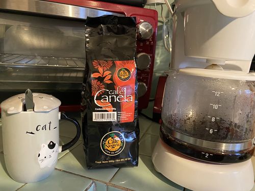 Customer photo review of Promoción de bienvenida.  Compra un café saborizado y obtén un cafe americano de 85 gramos ¡GRATIS!