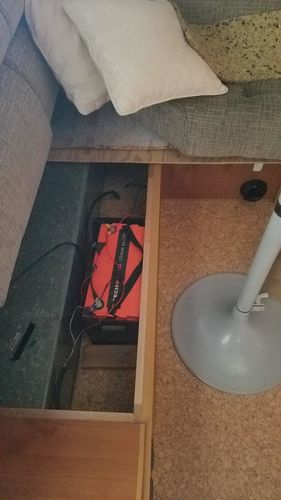 Customer photo review of iTECH120X 12V 120Ah Lithium Ion Battery LiFePO4 Deep Cycle Camping RV Solar