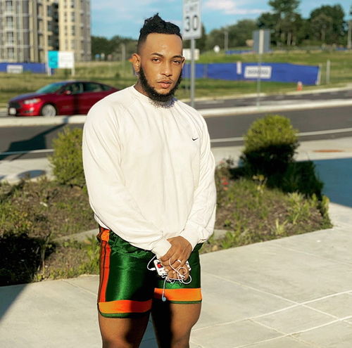 Customer photo review of JERSEY SUMMER SHORT /  TWO TONE PIPPING