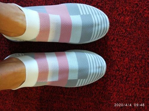 Customer photo review of Lazzy Women Comfortable Casual Sports Shoes