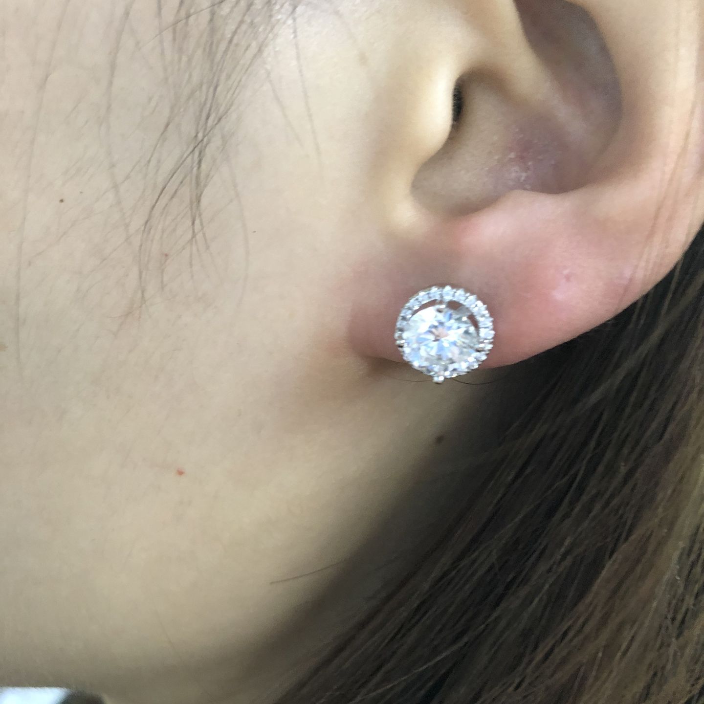 Customer photo review of Louily Sterling Silver Classic Halo Round Cut Earring