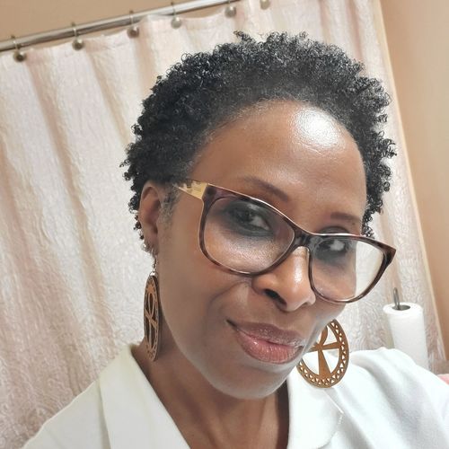 Customer photo review of Curly Hair Wash and Go System with Organic Hemp Seed Oil for Hair Growth with Watermelon Fragrance (Step 1 - 4)